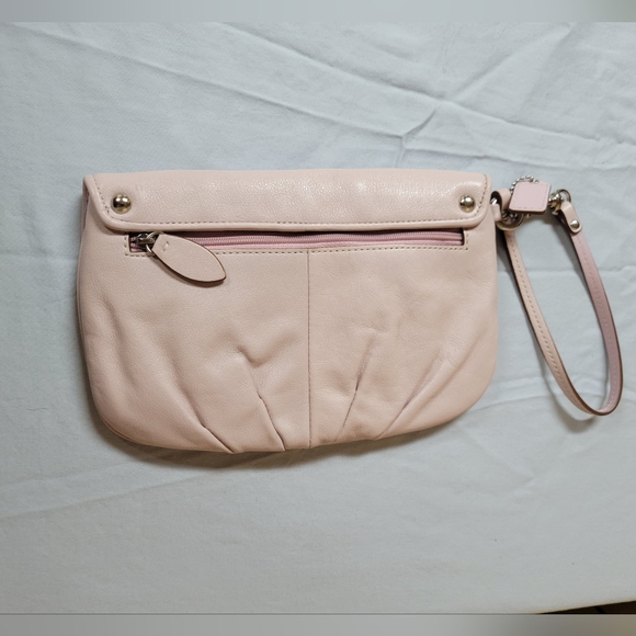 Coach Large Pink Wristlet - Picture 4 of 13